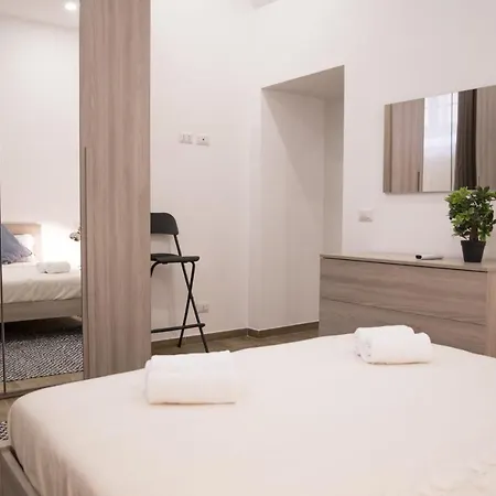 לינה וארוחת בוקר Camelia Apt Colosseum